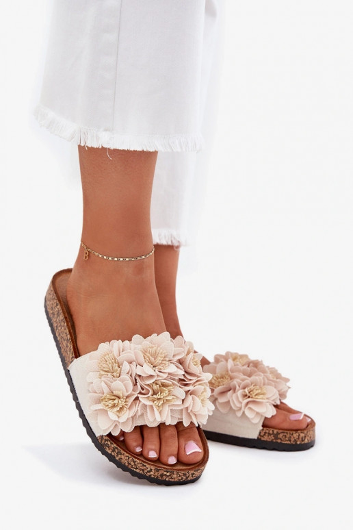 Chaussons couleur sable sur semelle en liège avec motifs floraux décoratifs Seleneza