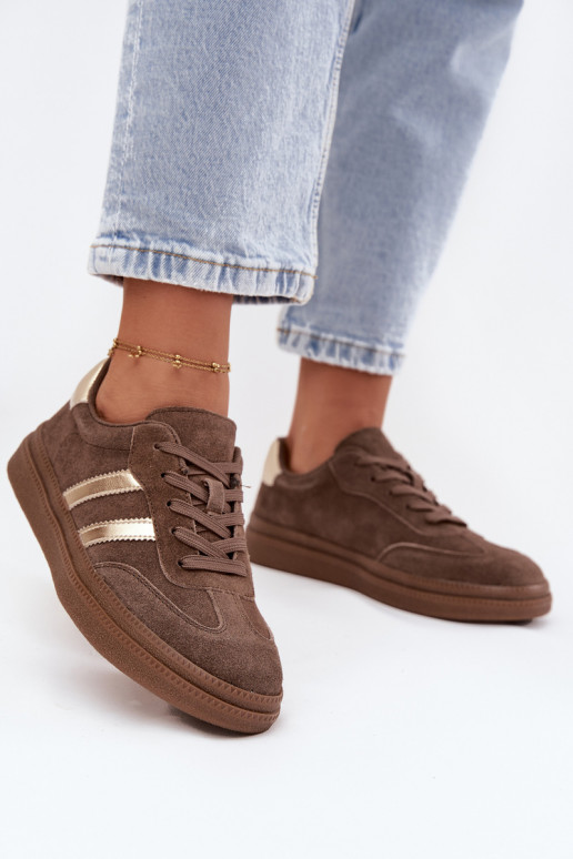 Chaussures modèle baskets Féminin en daim avec une plateforme marron Sylviona