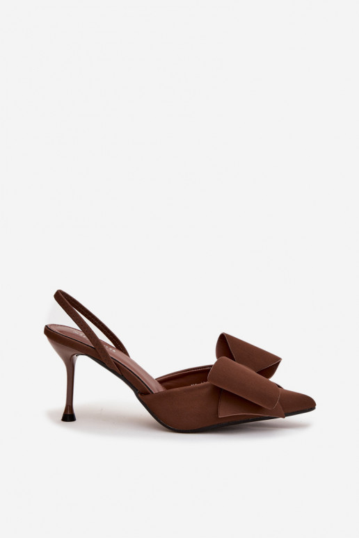 Chaussures à talons hauts marron avec talon ouvert et nœud Eklevia