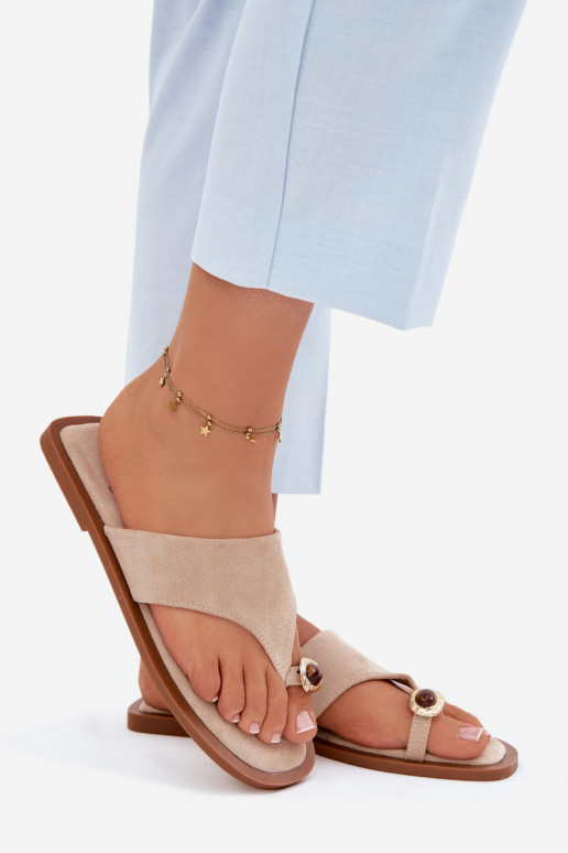 Chaussons pour femmes avec détails décoratifs sable Fedira