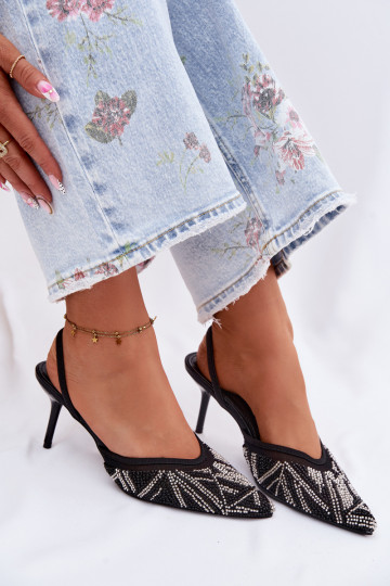 Sandales décorées avec maille et talons fins noirs Bedira