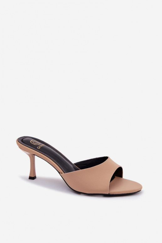Chaussons pour femmes avec talons fins sable Selmira