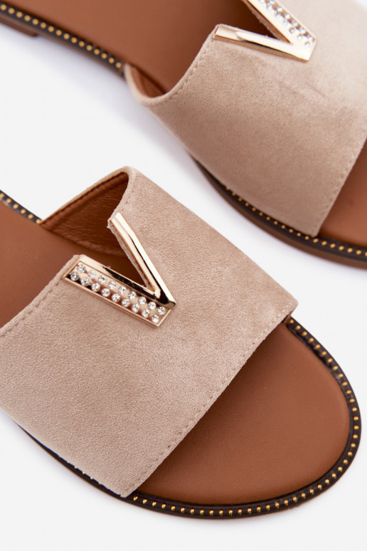 Chaussons pour femmes avec détails décoratifs couleur sable Nelmira