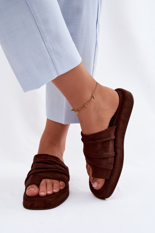 Chaussons pour femmes bruns avec volants Gelmira