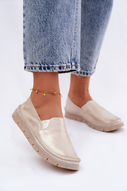 Féminin chaussures Il fautciejka Un modèle convaincant Peau 03512-25 couleur dorée Przecierany