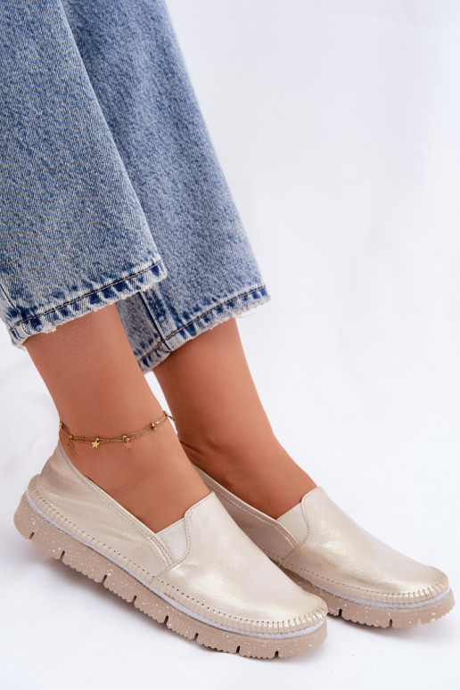 Chaussures pour femmes dorées à enfiler en cuir Przecierany