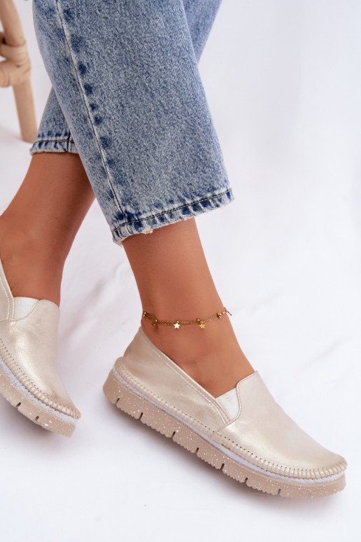 Chaussures pour femmes dorées à enfiler en cuir Przecierany