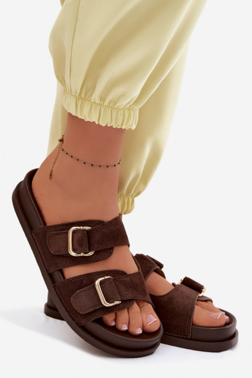 Pantoufles pour femmes Ze couleur doréemi avec bouclesmi CzekoladoÀe Pelorin