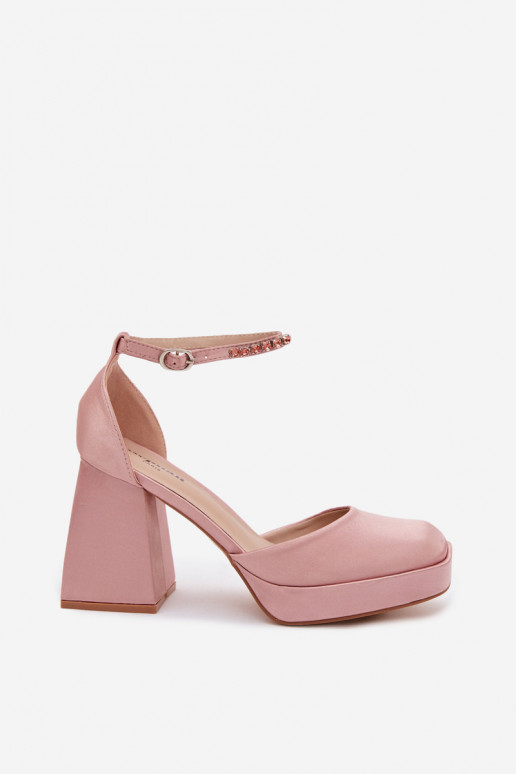 Sandales champagne à talons et finition satinée Calistae