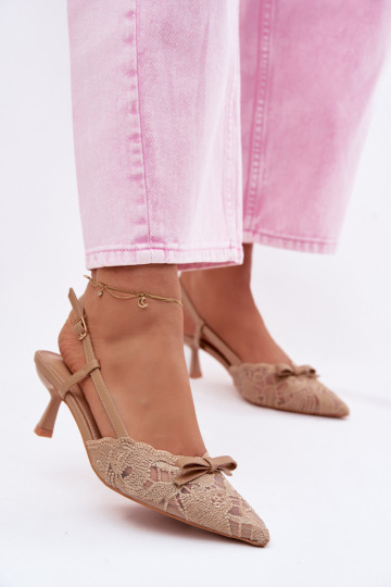 Sandales beiges à lacets avec nœuds au talon Tai turiribelle 2
