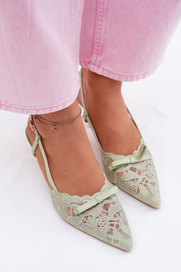 Sandales à lacets Féminin Activé obcasie avec des rubans couleur verte Il fautribelle