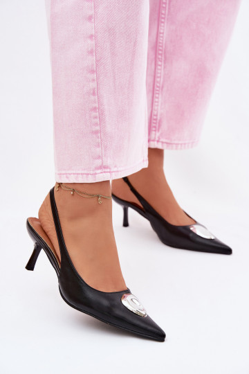 Sandales pour femmes avec des talons fins Avec des décorations Detalem couleur noire Isadora 2