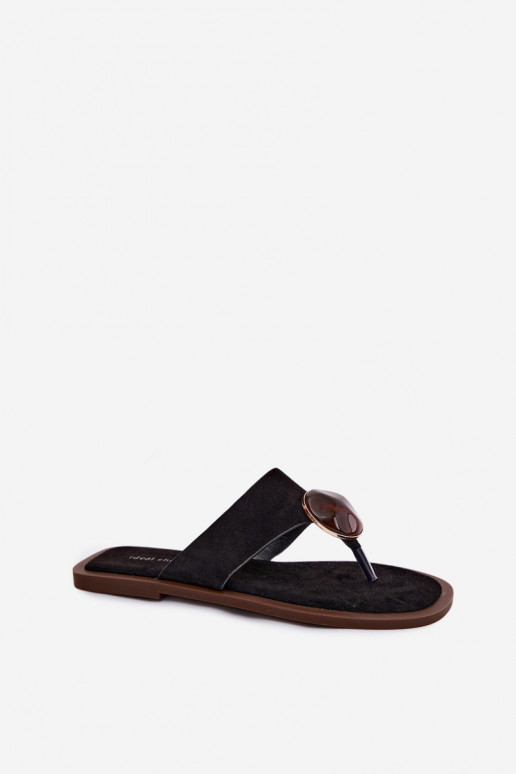 Chaussons plats noirs avec des ornements en daim synthétique Selvessa