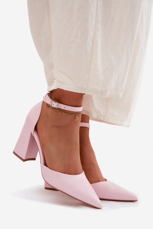 Chaussures avec des talonsImitacji Skóry couleur rose Selvra