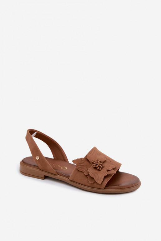 Sandales en daim avec talons larges et fleurs décoratives Zazoo 407471 en brun