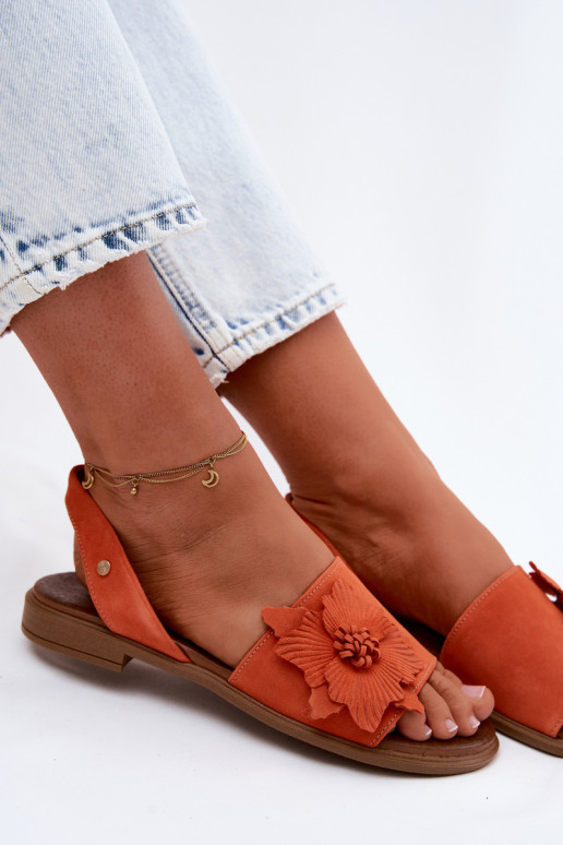 Sandales en daim avec talons larges et fleurs décoratives Zazoo 407471 en orange