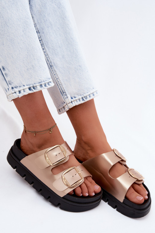 Chaussons pour femmes à plateforme avec boucles Lee Cooper LCIN-26-35-4462L en or