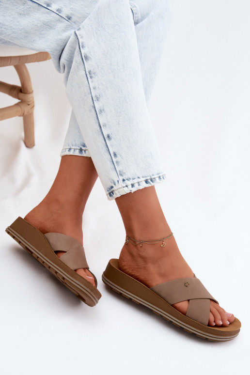 Chaussons pour femmes en suédine Tai turiciejka P7504-04 couleur sable