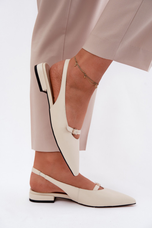 Sandales pour femmes avec des talons larges Il fautciejka K7449-22 couleur ivoire