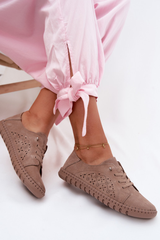 avec des éléments ajourés chaussuresActivéturalnego en daimu beige Flaria