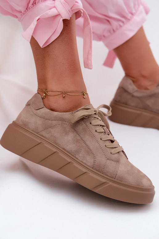 Peau en daim Chaussures modèle baskets Féminin avec une plateforme beige Danida