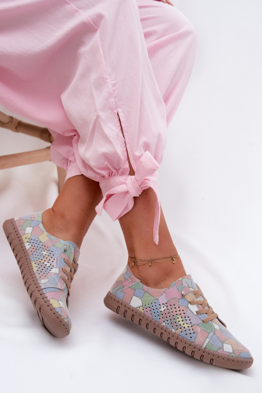 Chaussures à motifs avec éléments ajourés en daim synthétique de différentes couleurs Belessa