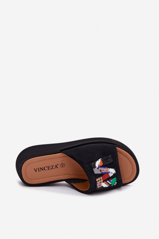Chaussons en faux daim avec ornements et plateforme Vinceza 66942 couleur noire