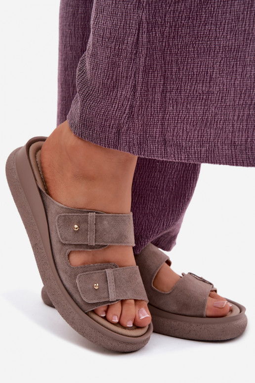 Peau Chaussons femme en daim avec une plateforme Vinceza 66916 beige