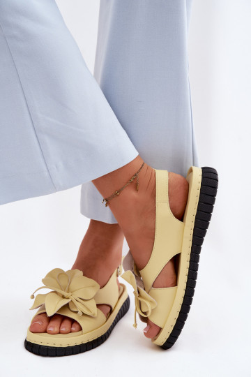 Sandales pour femmes Féminin Avec des décorations avec des fleursem Vinceza 66917 couleur jaune