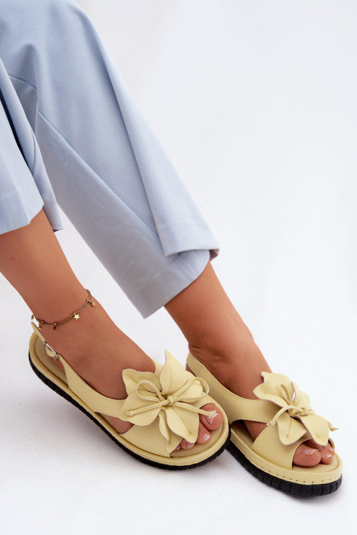 Sandales pour femmes Féminin Avec des décorations avec des fleursem Vinceza 66917 couleur jaune