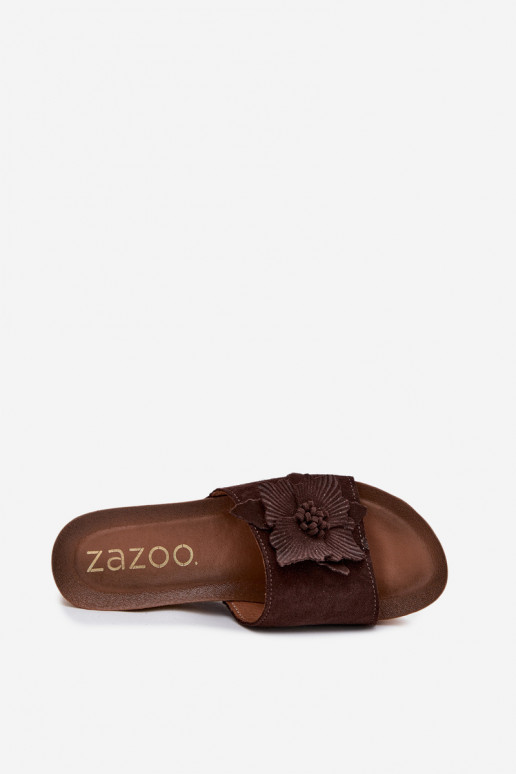Chaussons en daim couleur chocolat Zazoo 40312 avec plateforme et ornements floraux décoratifs