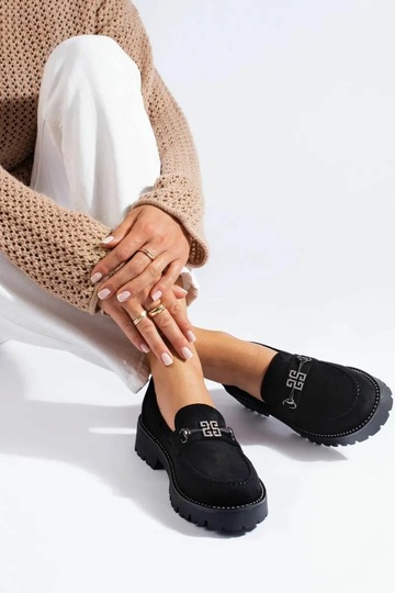 Mocassins à talon massif... 2