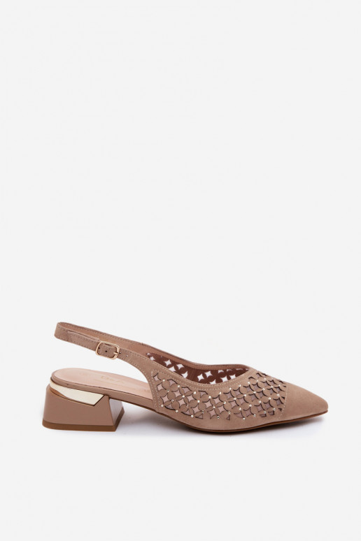 Sandales en daim couleur sable avec éléments ajourés et maille Klocke D&A