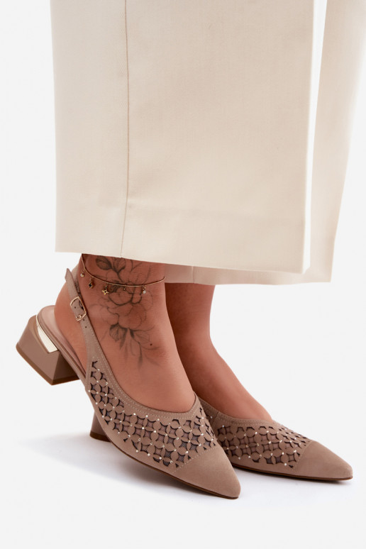 Peau Sandales femme en daim avec des éléments ajourés avec maille Klocke D&A CR61-3004 beige