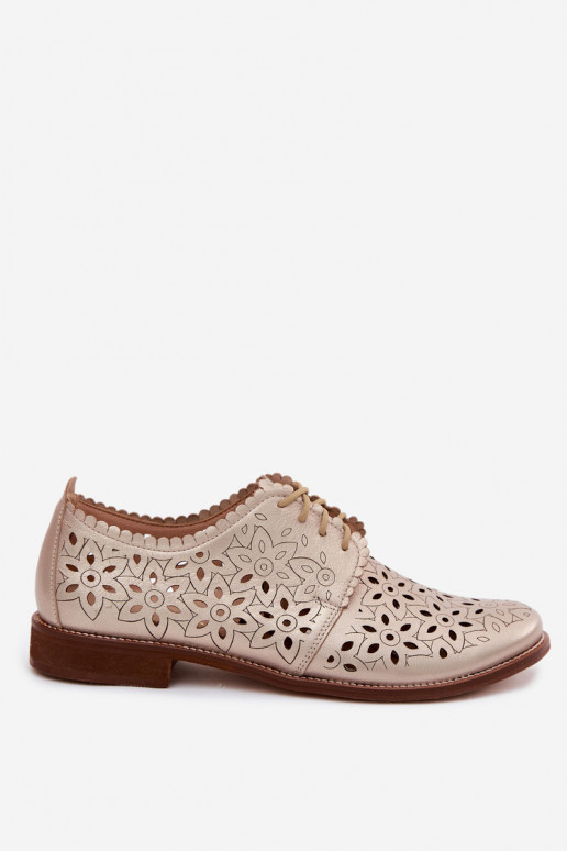 Chaussures en cuir avec éléments en dentelle et talons larges en or