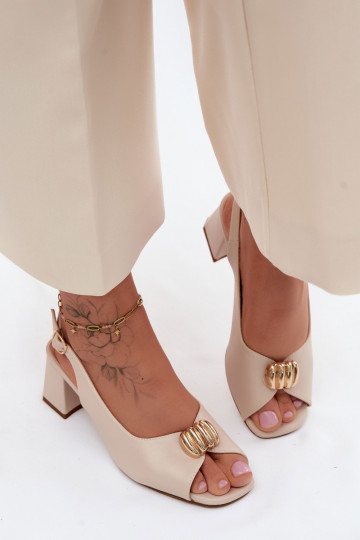 Sandales pour femmes avec détails dorés sur un talon bloc Sergio Leone SK159 couleur sable