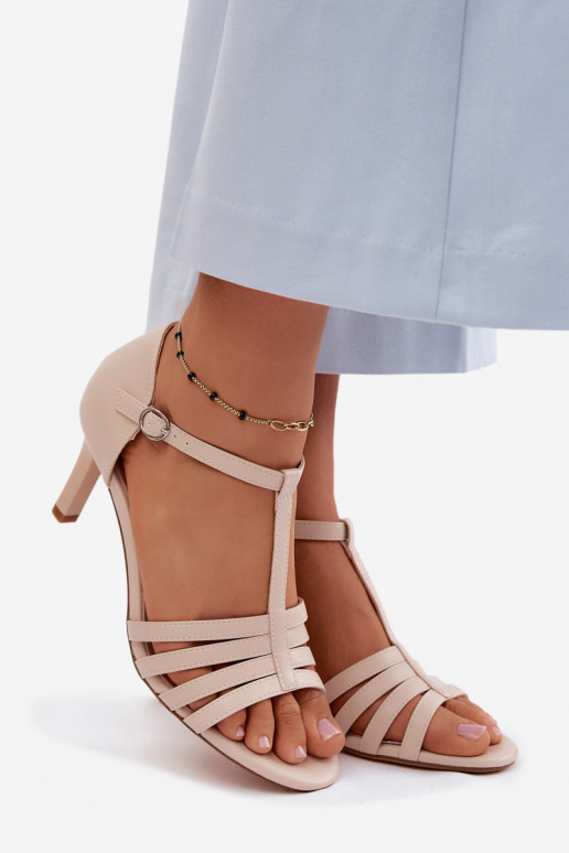 Sandales pour femmes avec des brides sur un talon fin couleur sable par Sergio Leone