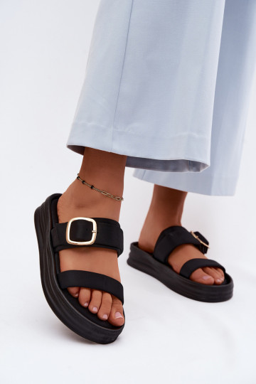 Chaussons pour femmes avec plateforme et brides à boucles de couleur noire par Ameliette 2