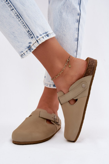 Chaussons en cuir Mule avec boucles de couleur pistache par Zazoo 2