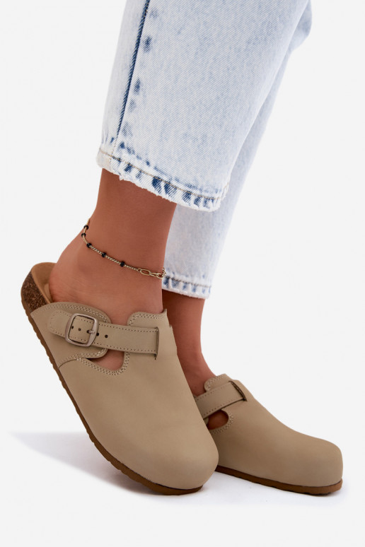 Chaussons en cuir Mule avec boucles de couleur pistache par Zazoo