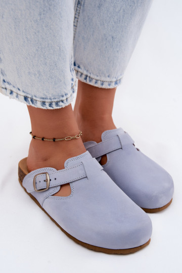 Chaussons en cuir Mule avec boucles de couleur bleu clair par Zazoo