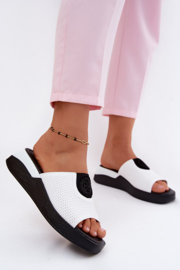 Pantoufles en cuir Féminin Activé cothurneie couleur blanche Fablee 2