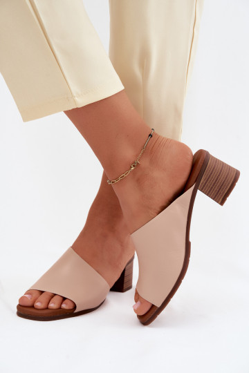 Chaussons en cuir avec talons couleur sable Tai turiciejka E7395-04 2