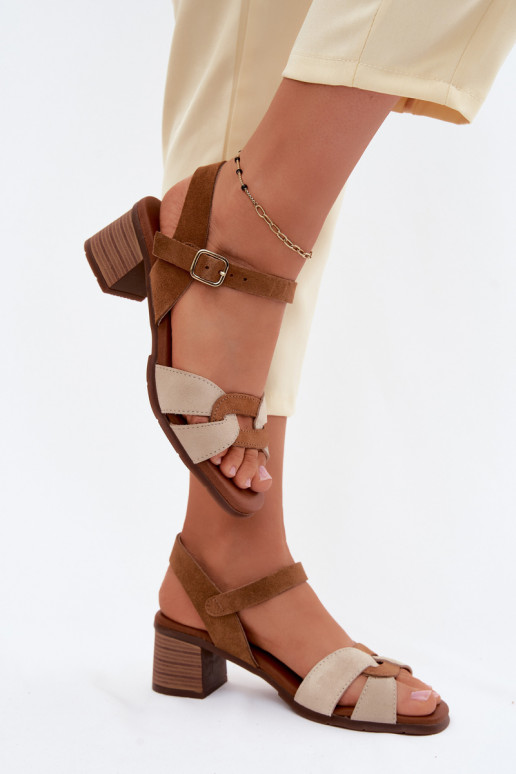 Peau Sandales femme en daim avec des talons Il fautciejka E7400-04 beige