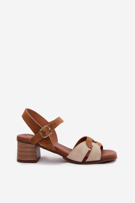 Peau Sandales femme en daim avec des talons Il fautciejka E7400-04 beige