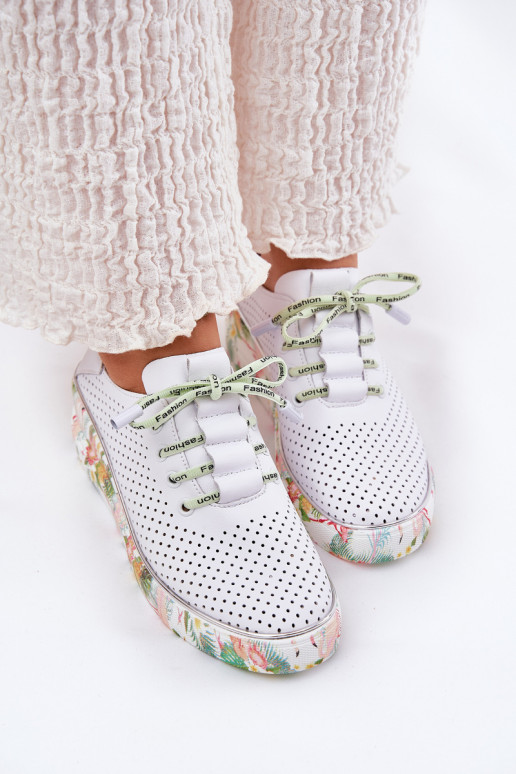 Peau chaussures avec une plateforme avec des écrits Artiker 54C1807 Blanc-couleur verte