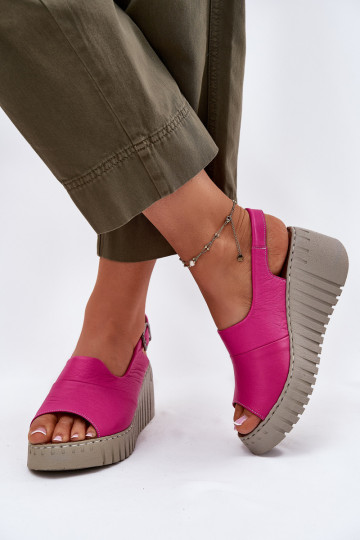 Sandales pour femmesActivéturalnej Skóry avec une plateforme Artiker 54C0789 couleur rose