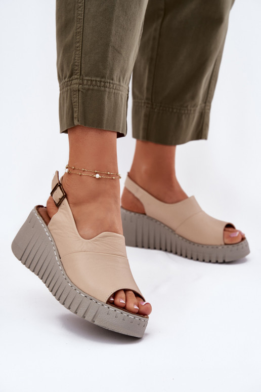 Sandales pour femmesActivéturalnej Skóry avec une plateforme Artiker 56C0957 beige