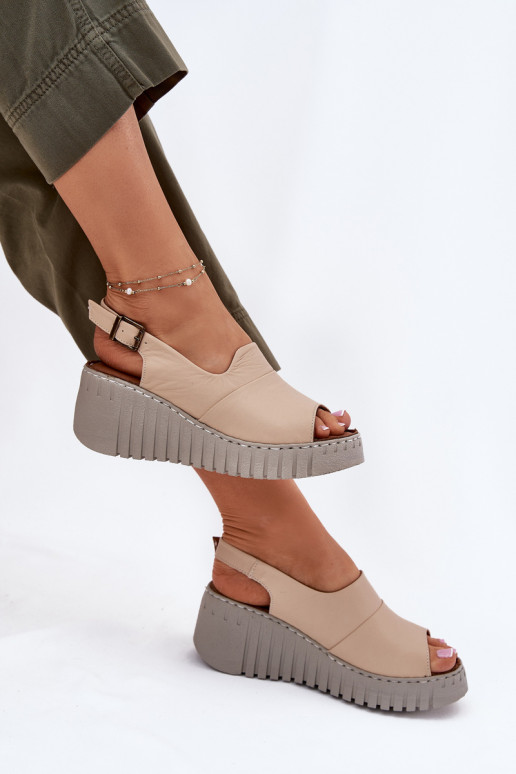 Sandales pour femmesActivéturalnej Skóry avec une plateforme Artiker 56C0957 beige