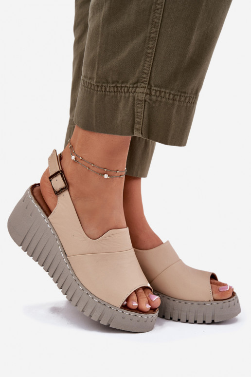 Sandales pour femmesActivéturalnej Skóry avec une plateforme Artiker 56C0957 beige